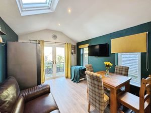 Photo 19- click for photo gallery